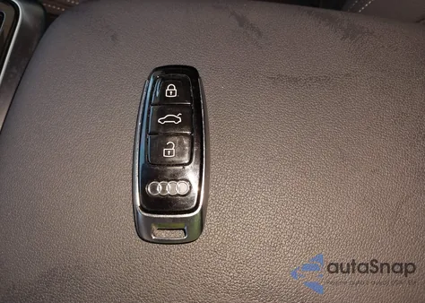 2019 Audi Q8 55 Premium z USA, uszkodzony, nr VIN WA1AVAF13KD017408